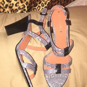 SNAKE SKIN heels!